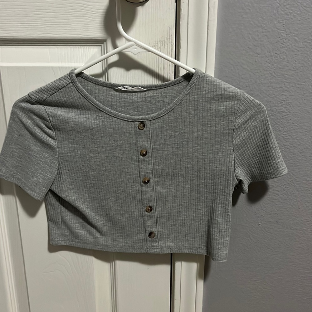 Grey SHEIN cropped button tee
